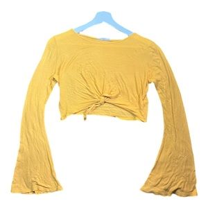 L.A HEARTS Flared sleeve Tie crop shirt Medium